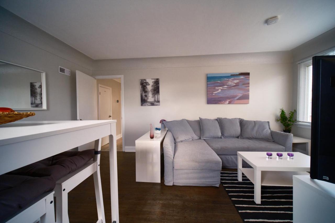 Hamilton Chic Retreat - Comfy Beds - Garden - Pool 아파트 외부 사진