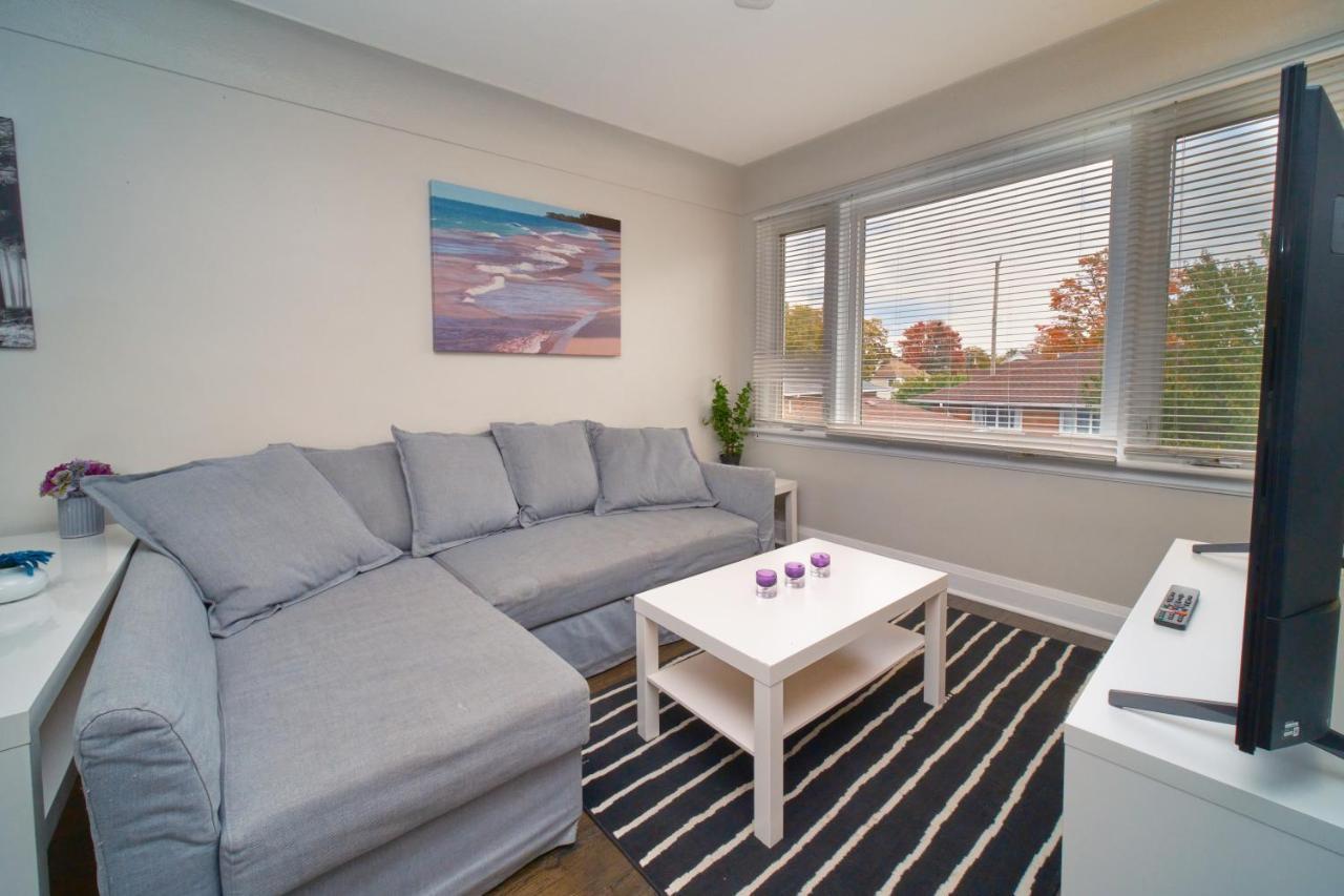 Hamilton Chic Retreat - Comfy Beds - Garden - Pool 아파트 외부 사진